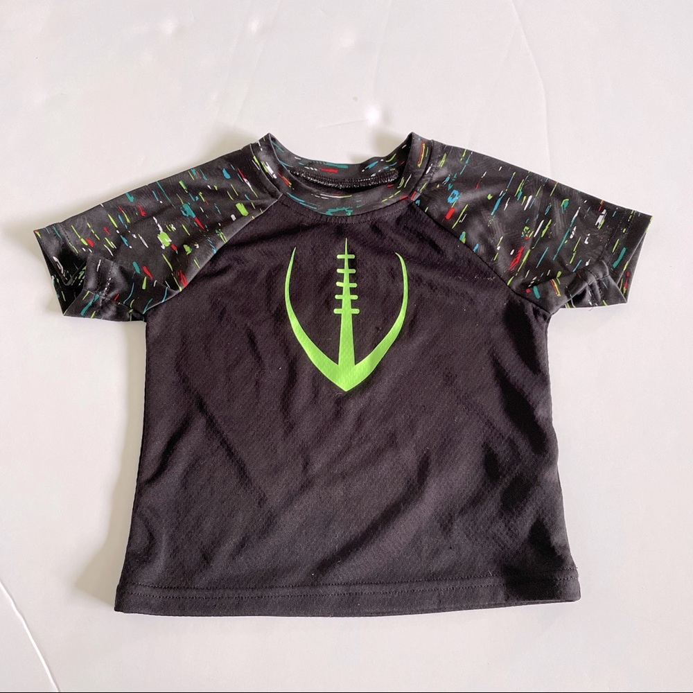 Athletic shirt